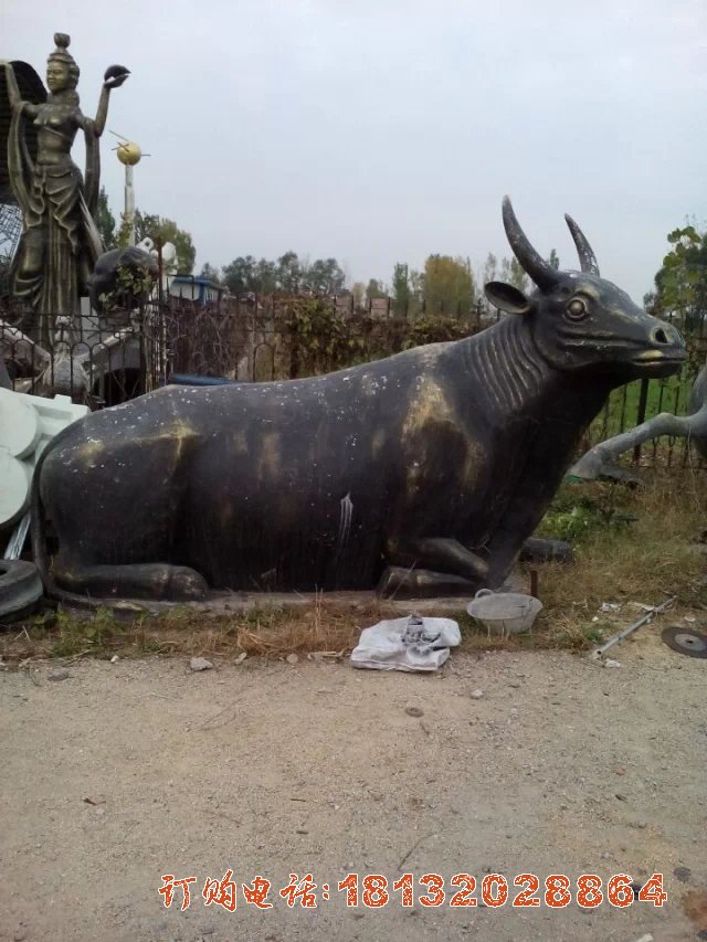 铜牛雕塑公园铜雕牛卧着的牛铜雕