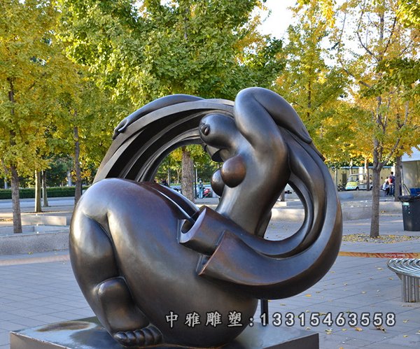 抽象女人铜雕公园抽象人物铜雕