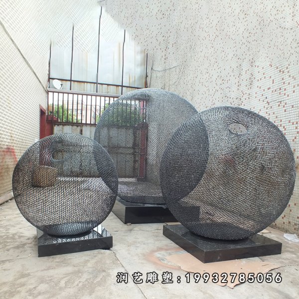 不锈钢雕塑公司可承揽城市雕塑设计与市政广场公共艺术制作和工程施工