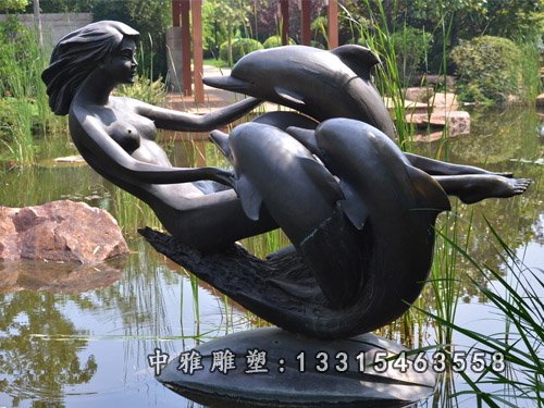 美女与海豚铜雕
