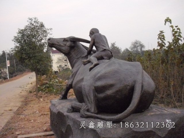 小孩与水牛铜雕广场水牛雕塑