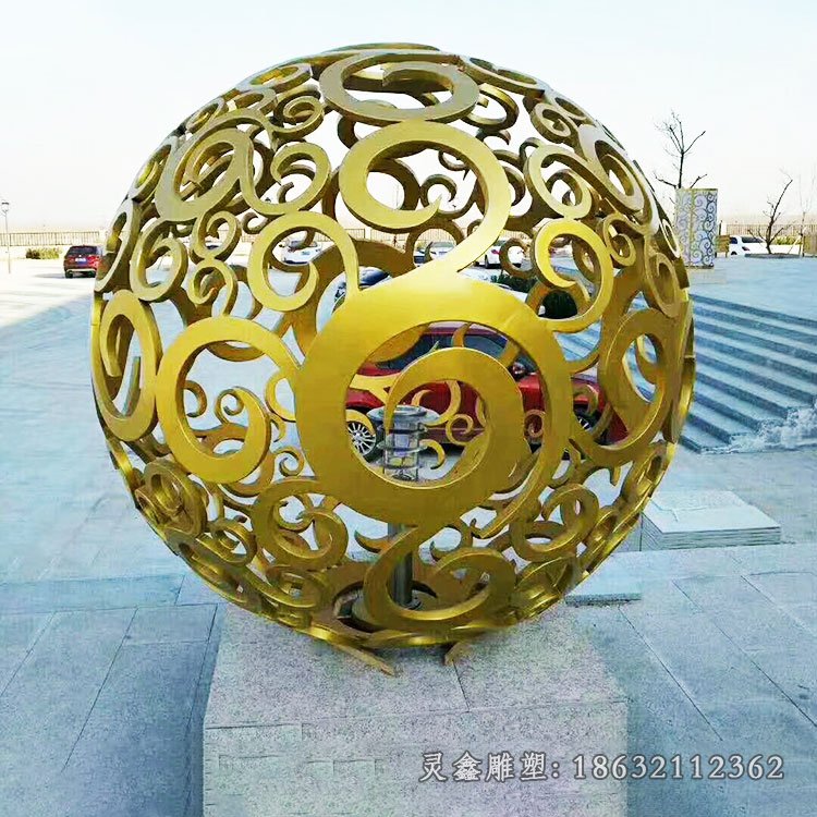 广场金色不锈钢镂空球雕塑西藏金属雕塑镂空球韵意