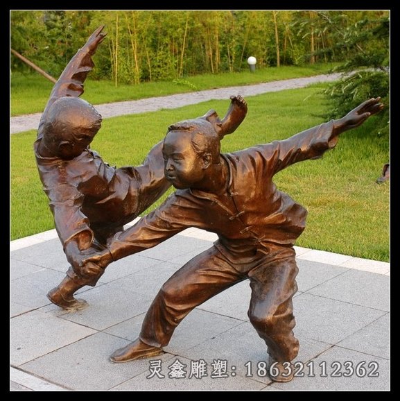 公园玩耍铜雕玩游戏人物雕塑