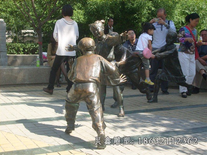 小孩玩耍銅雕公園小品銅雕