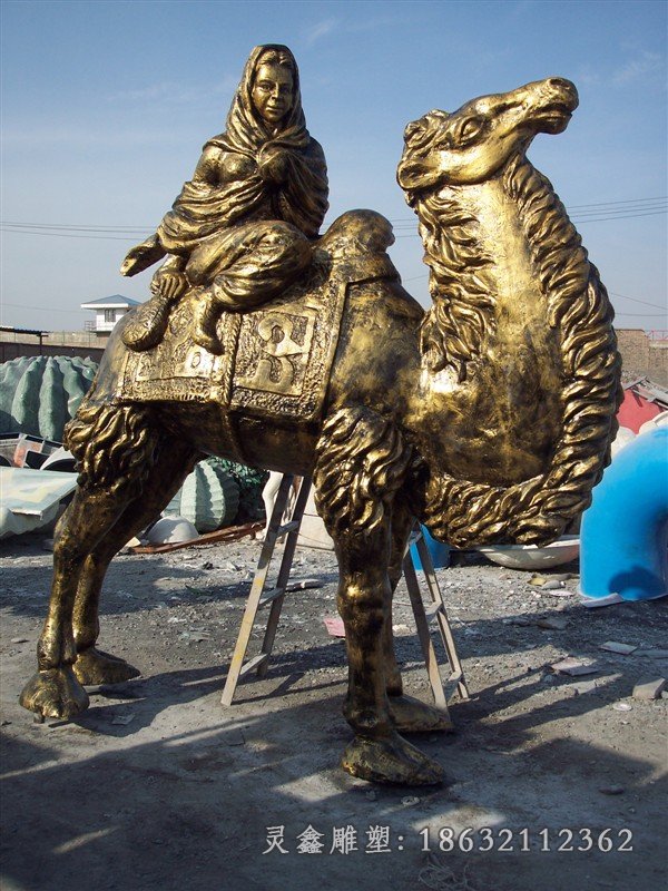 人骑骆驼铜雕广场人骑骆驼铜雕