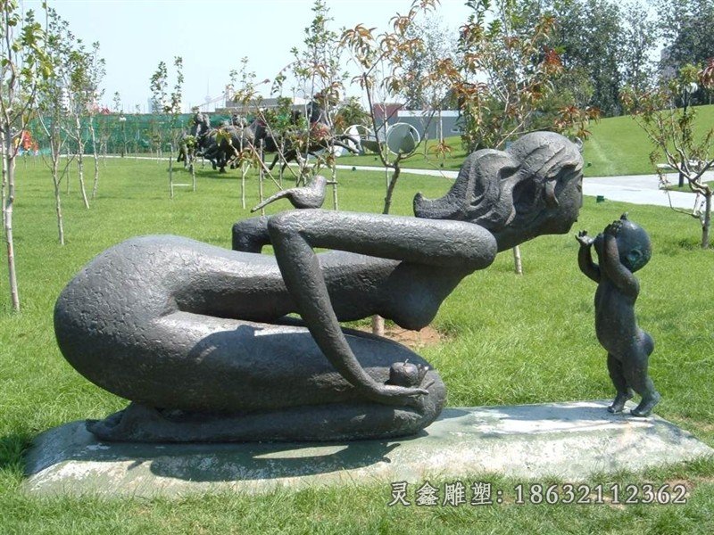 母亲与小孩铜雕公园景观铜雕