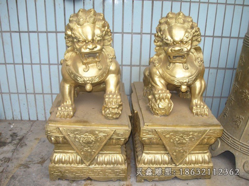 北京狮子铜雕踩球狮子雕塑