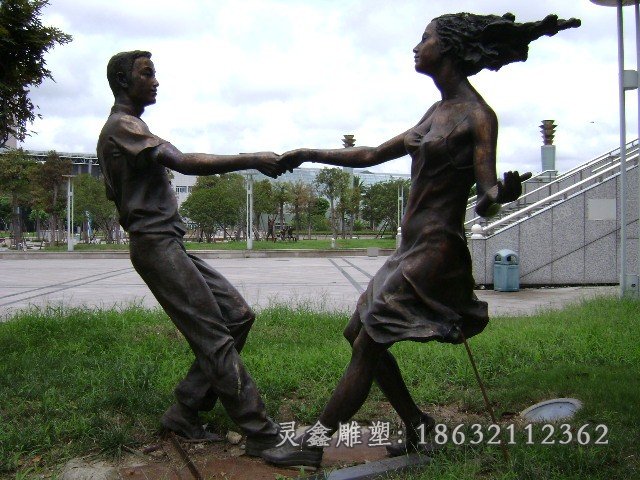 公园人物雕塑一男一女跳舞铜雕