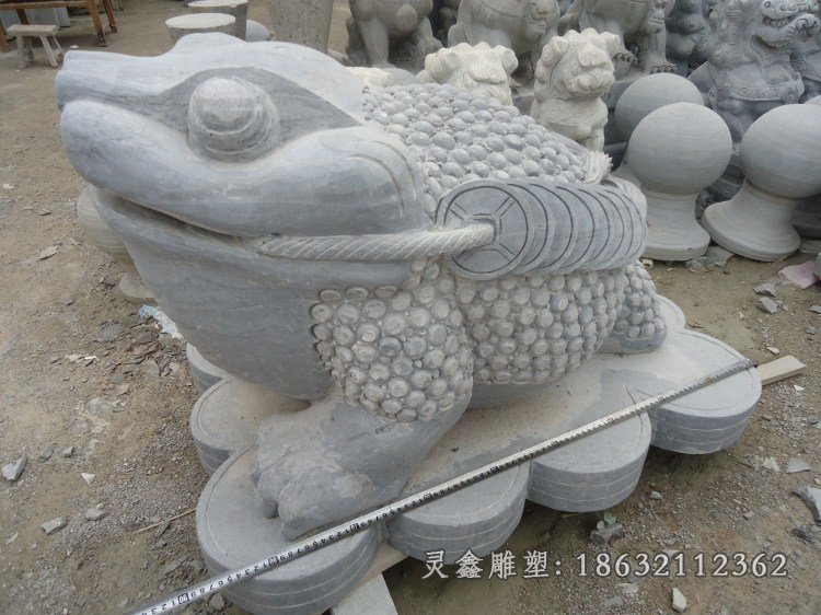 金蟾石雕门墩-绵阳石头金蟾雕塑加工厂