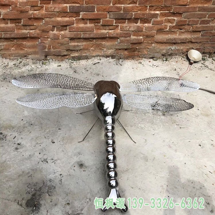 蜻蜓不锈钢雕塑